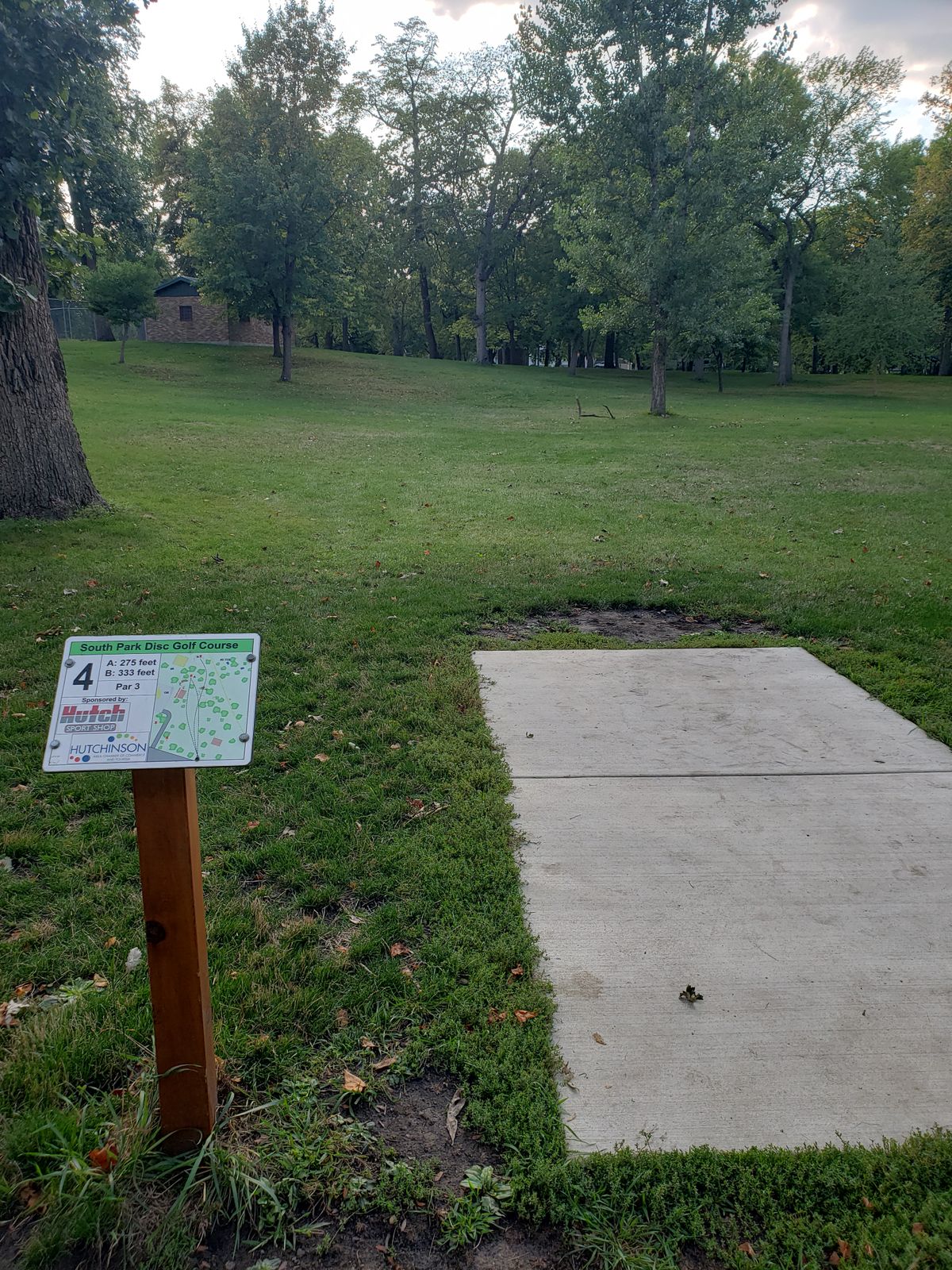 Hole 4 Tee box
All baskets par 3