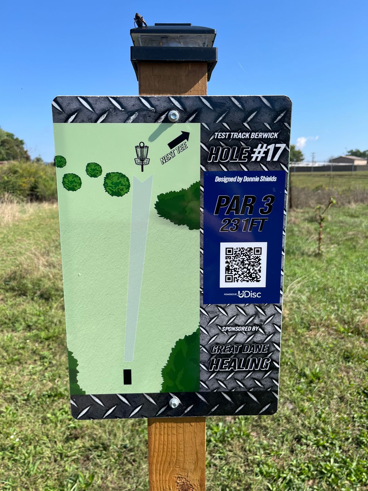 Hole 17 tee sign