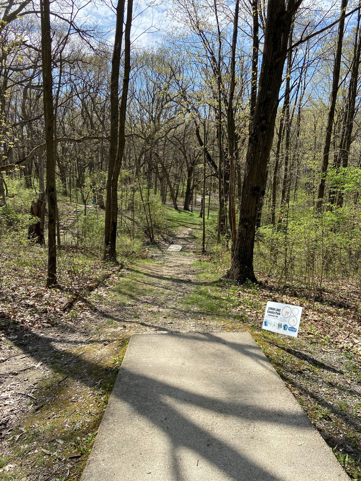 Hole 16. 399 feet. Dog leg left at about 250-275 feet.