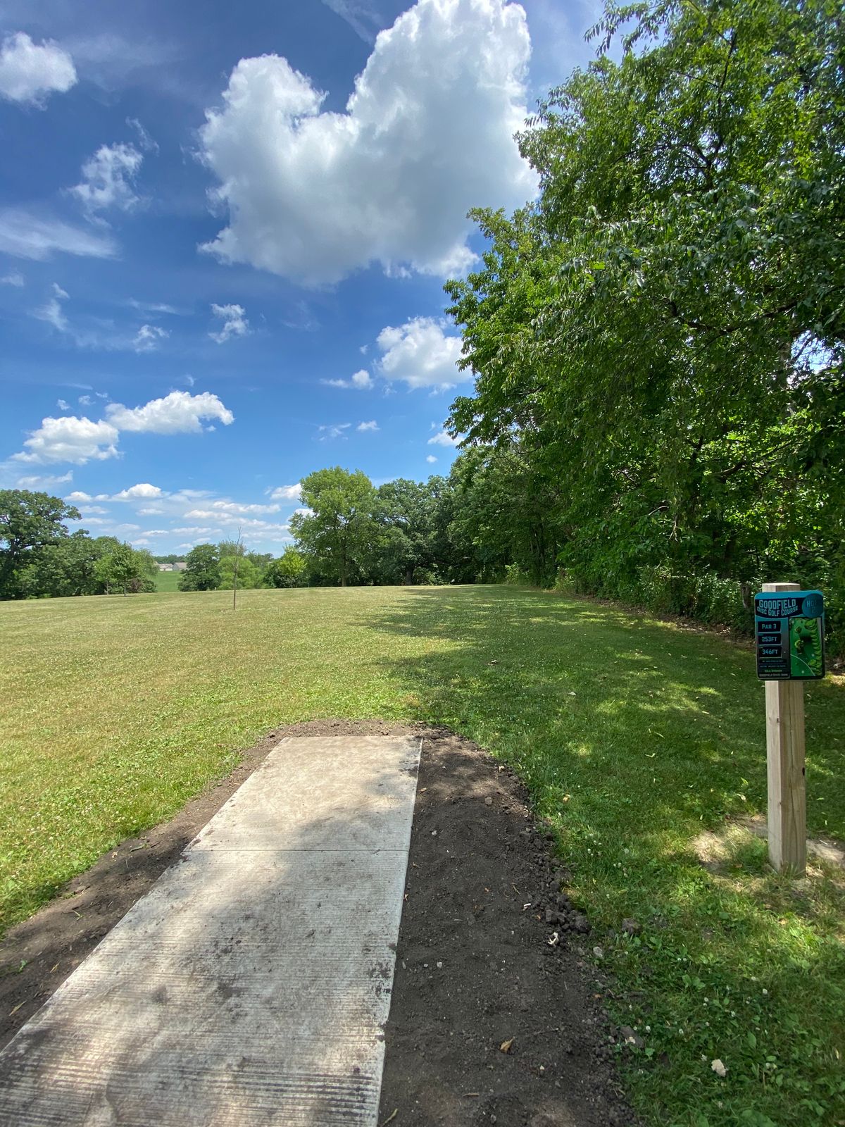 Hole 2 short tee