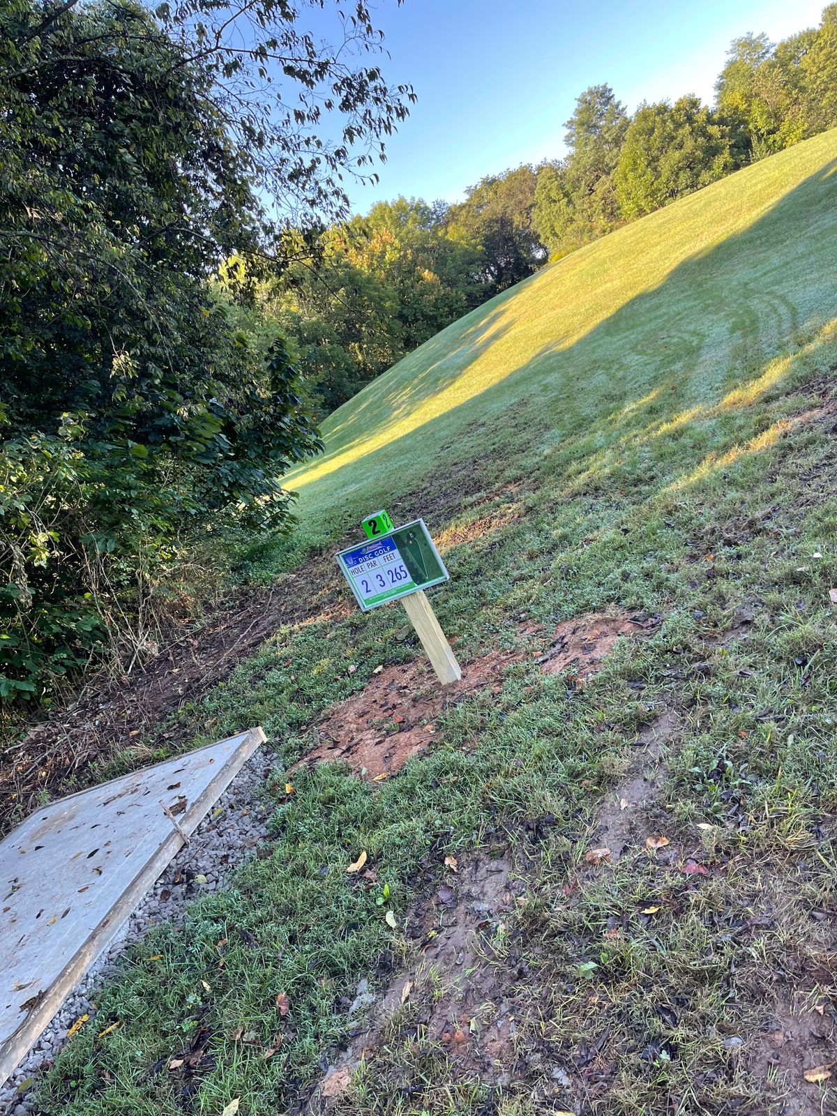 Hole 2 Tee