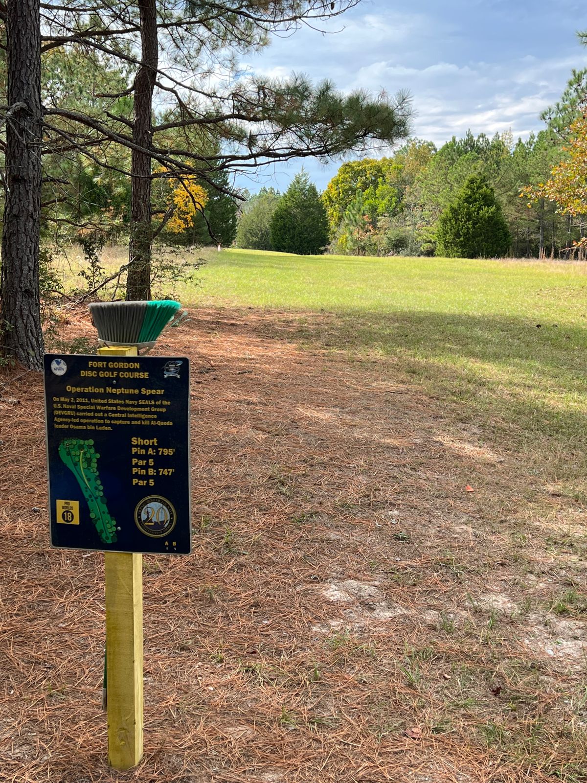 Hole 20 Short Tee