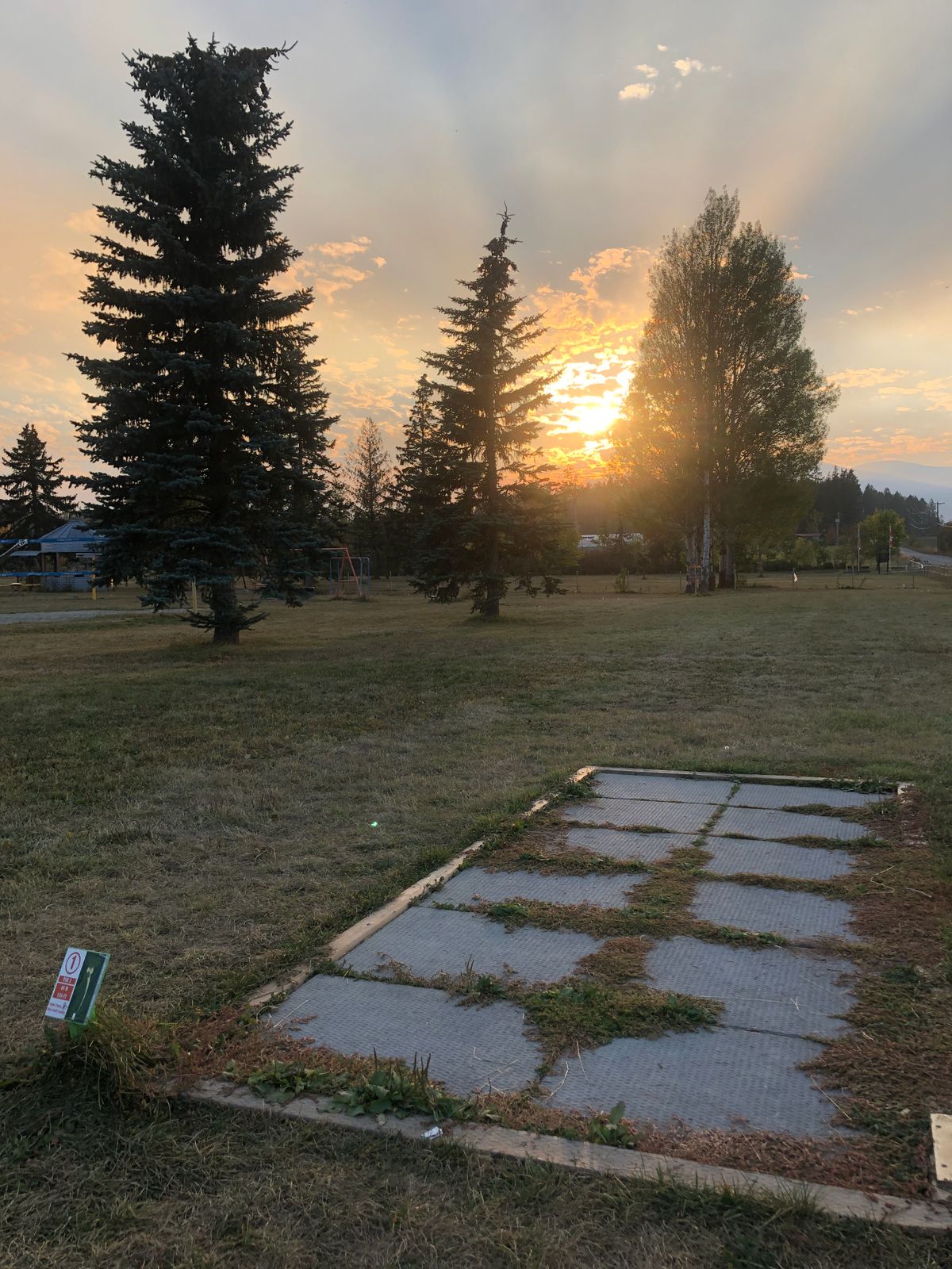 Hole 1 at sunset