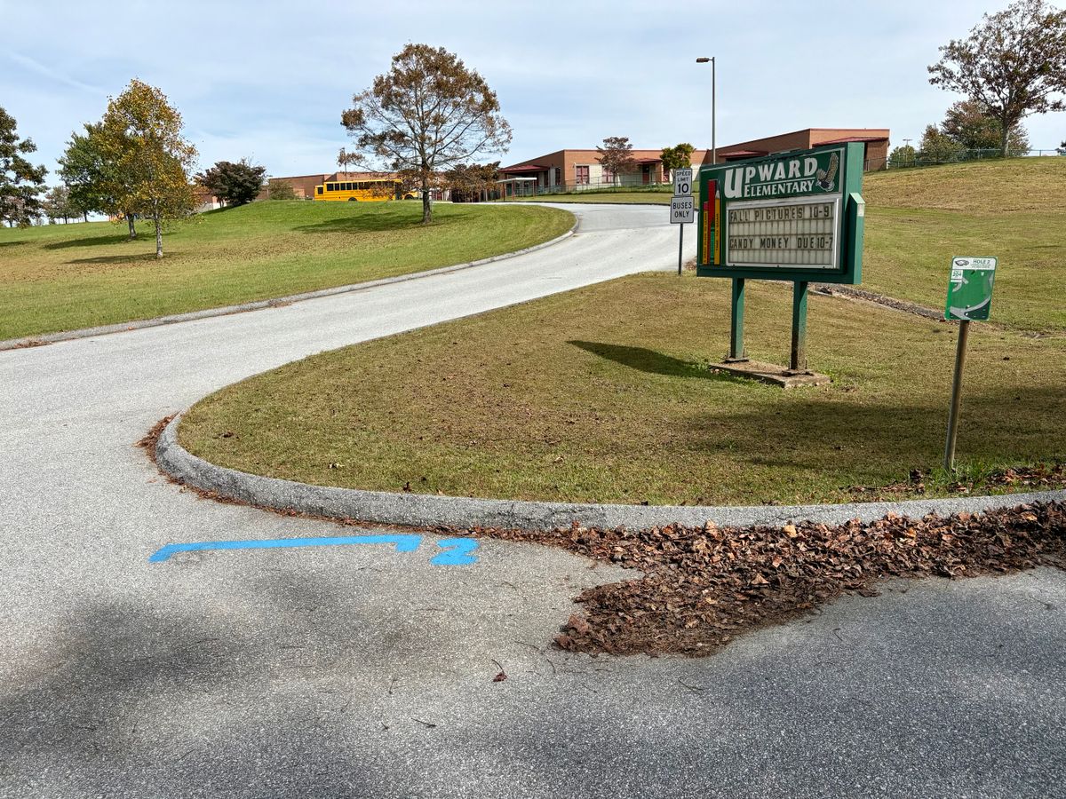 Hole 2 tee