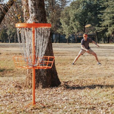 Tester putts if you outside circle 2