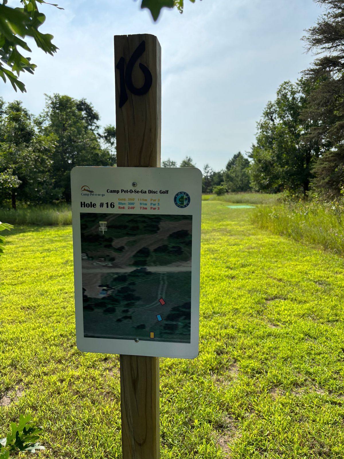 16s fairway (dogleg left ) runs adjacent to 7s (dog leg right)