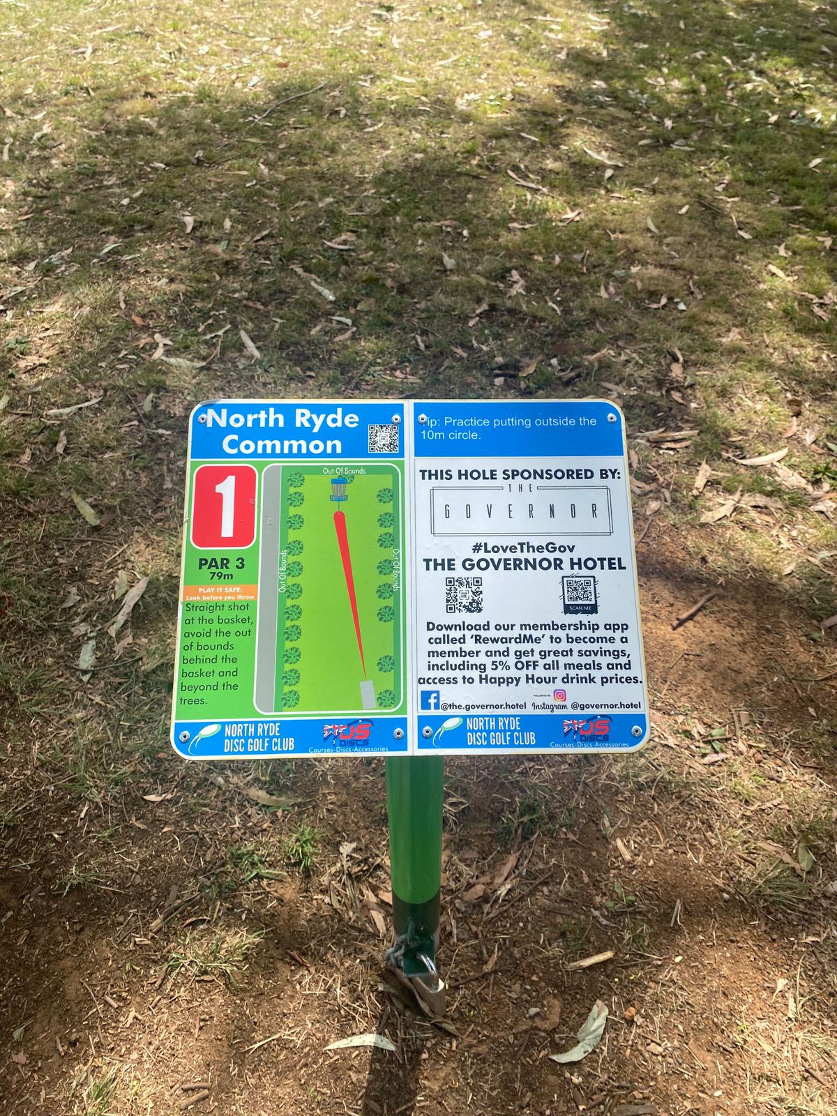 Hole 1 Tee Sign