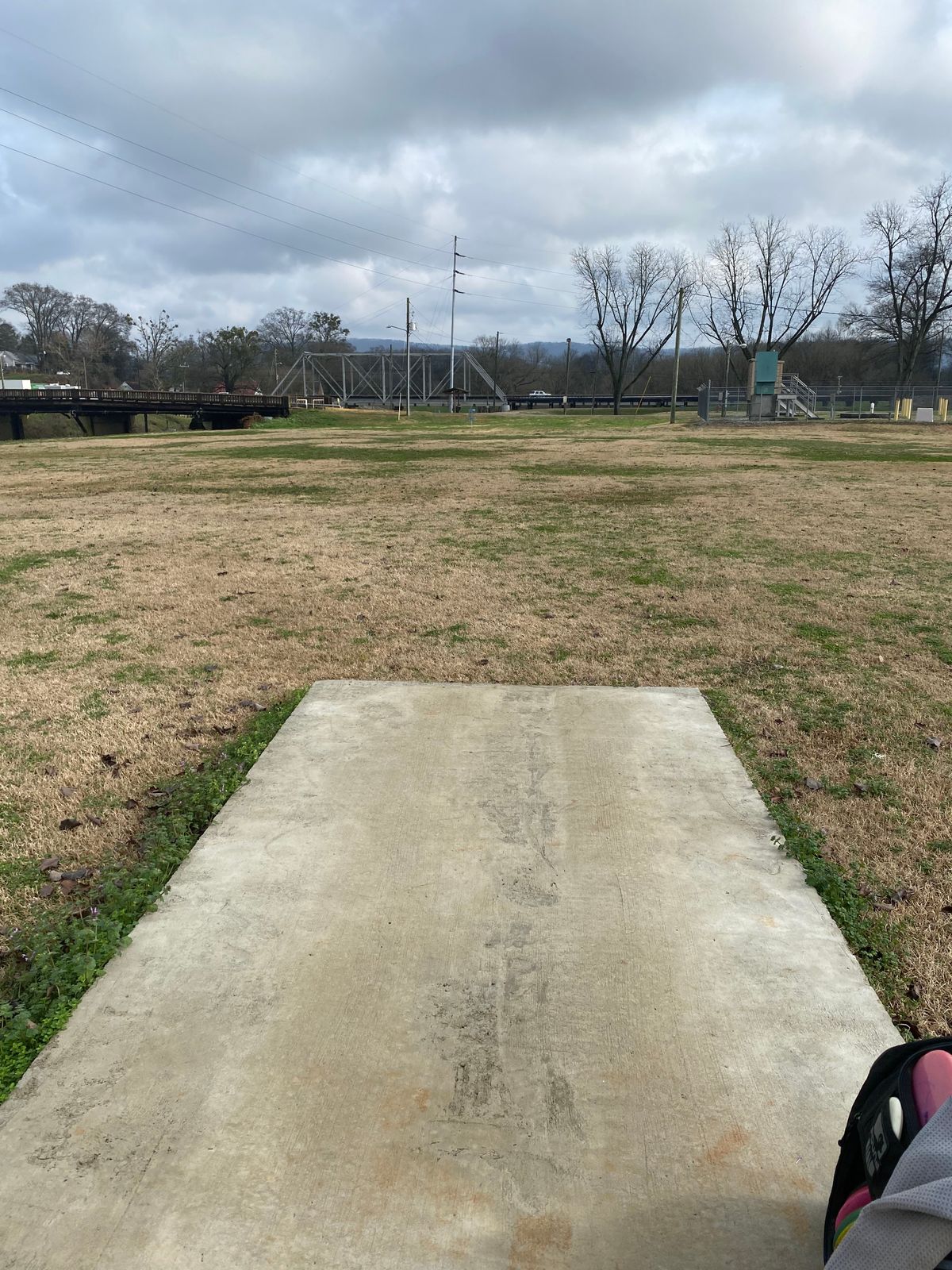 Hole 1 teepad