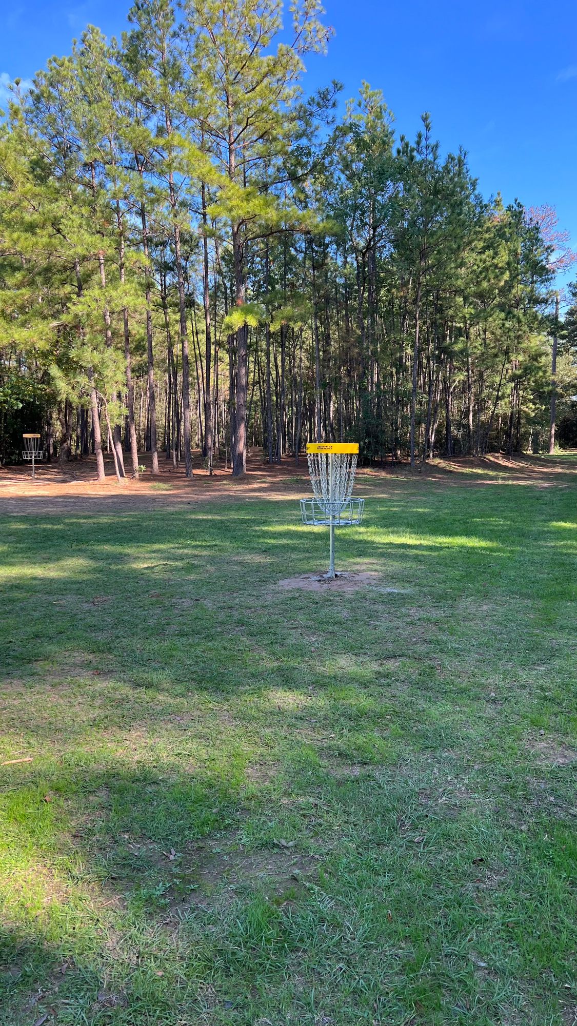 New practice basket between hole 1 and 18
