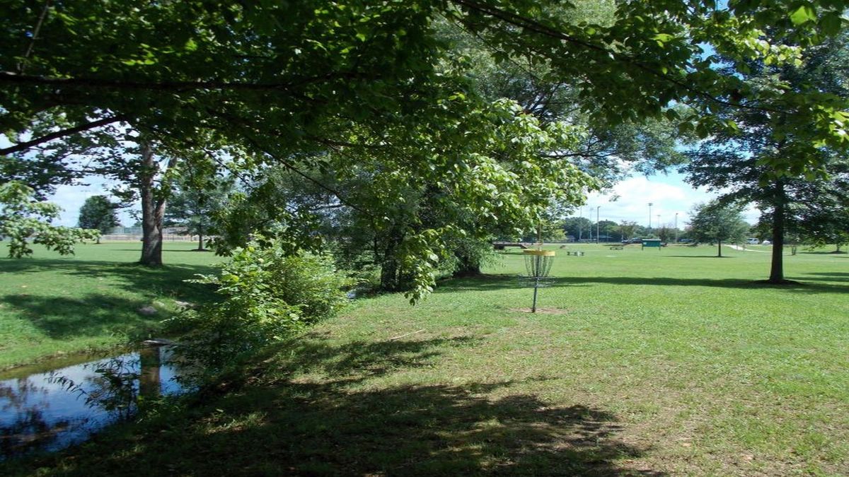 Hole 1 basket