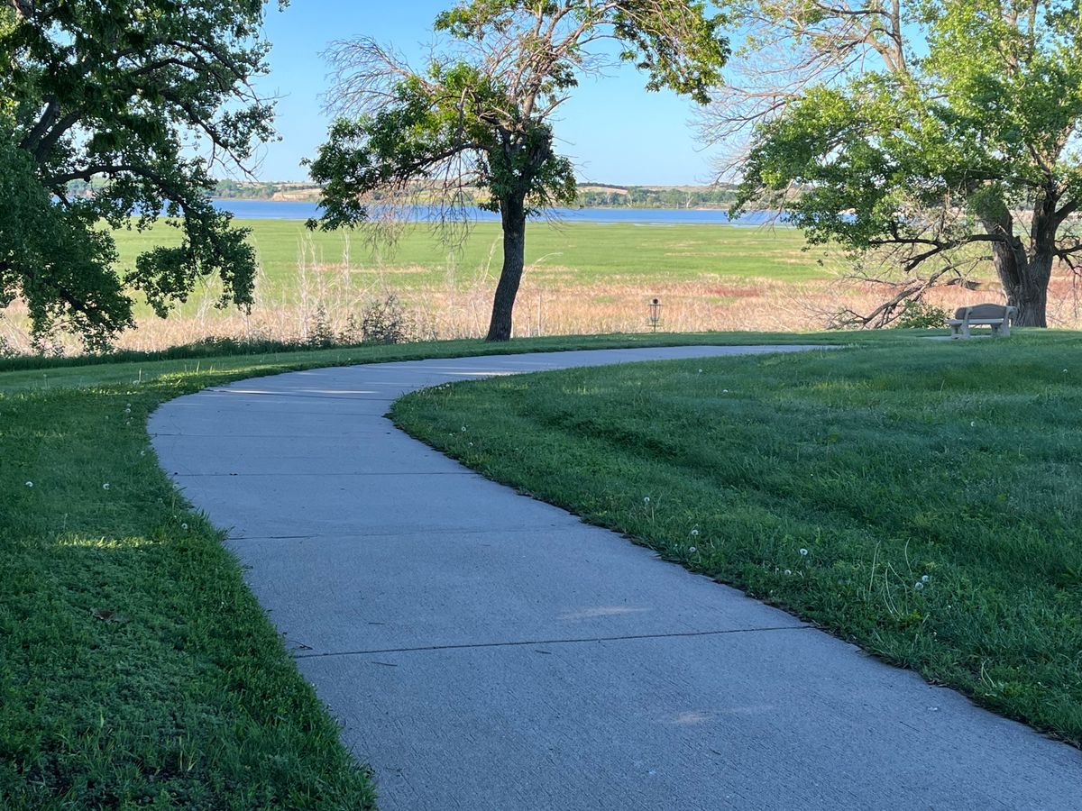 Hole #9 from the teebox. Long is trouble.
