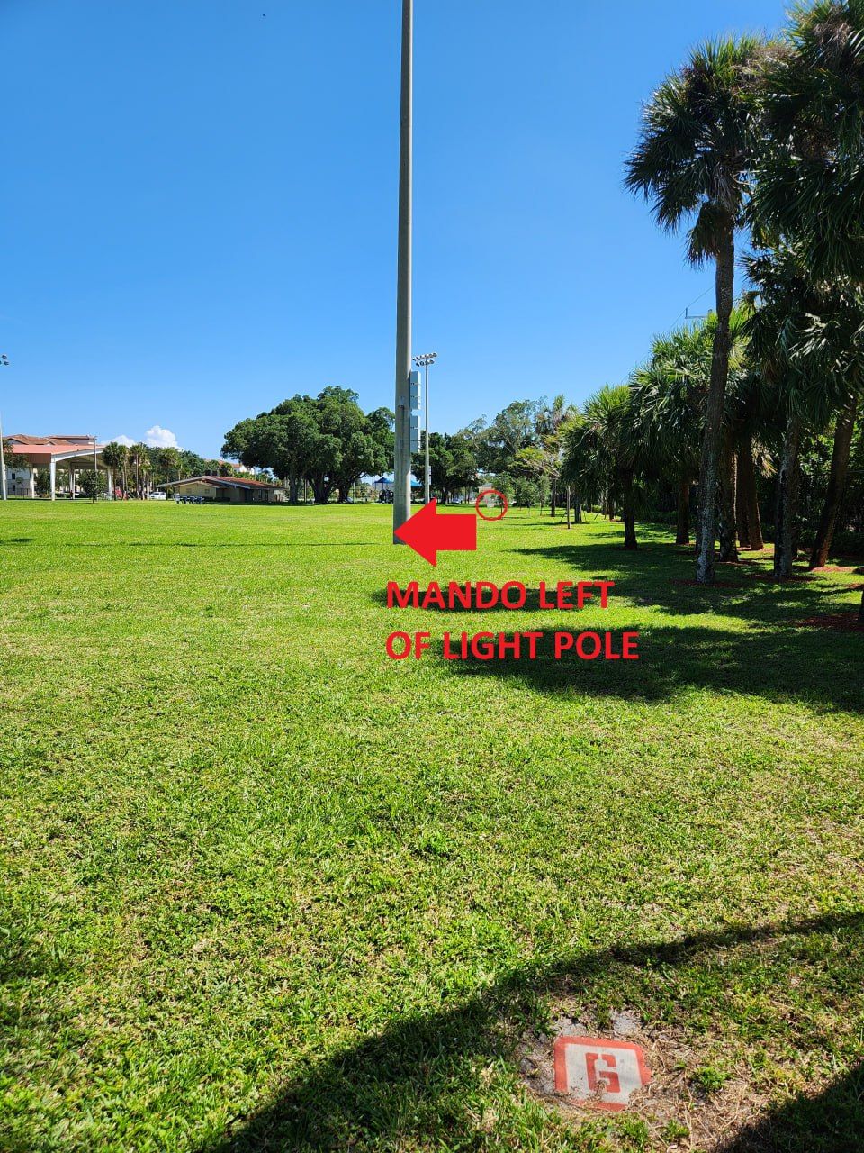 Hole 6

Mando left of light pole
