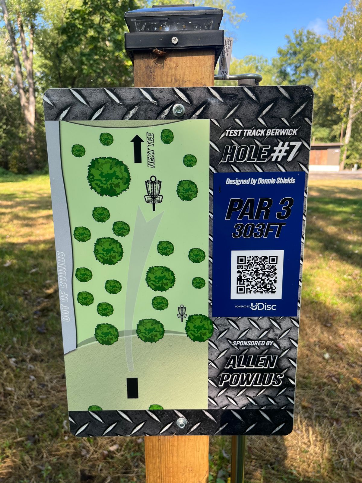 Hole 7 tee sign