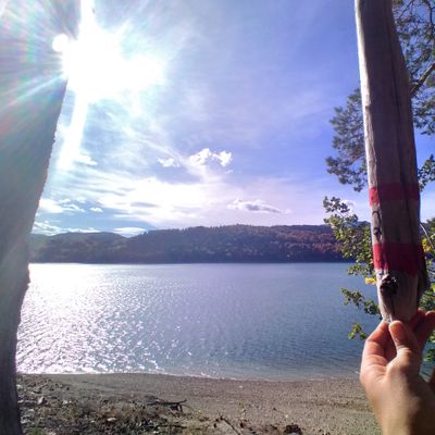 Hole 2 tone pole