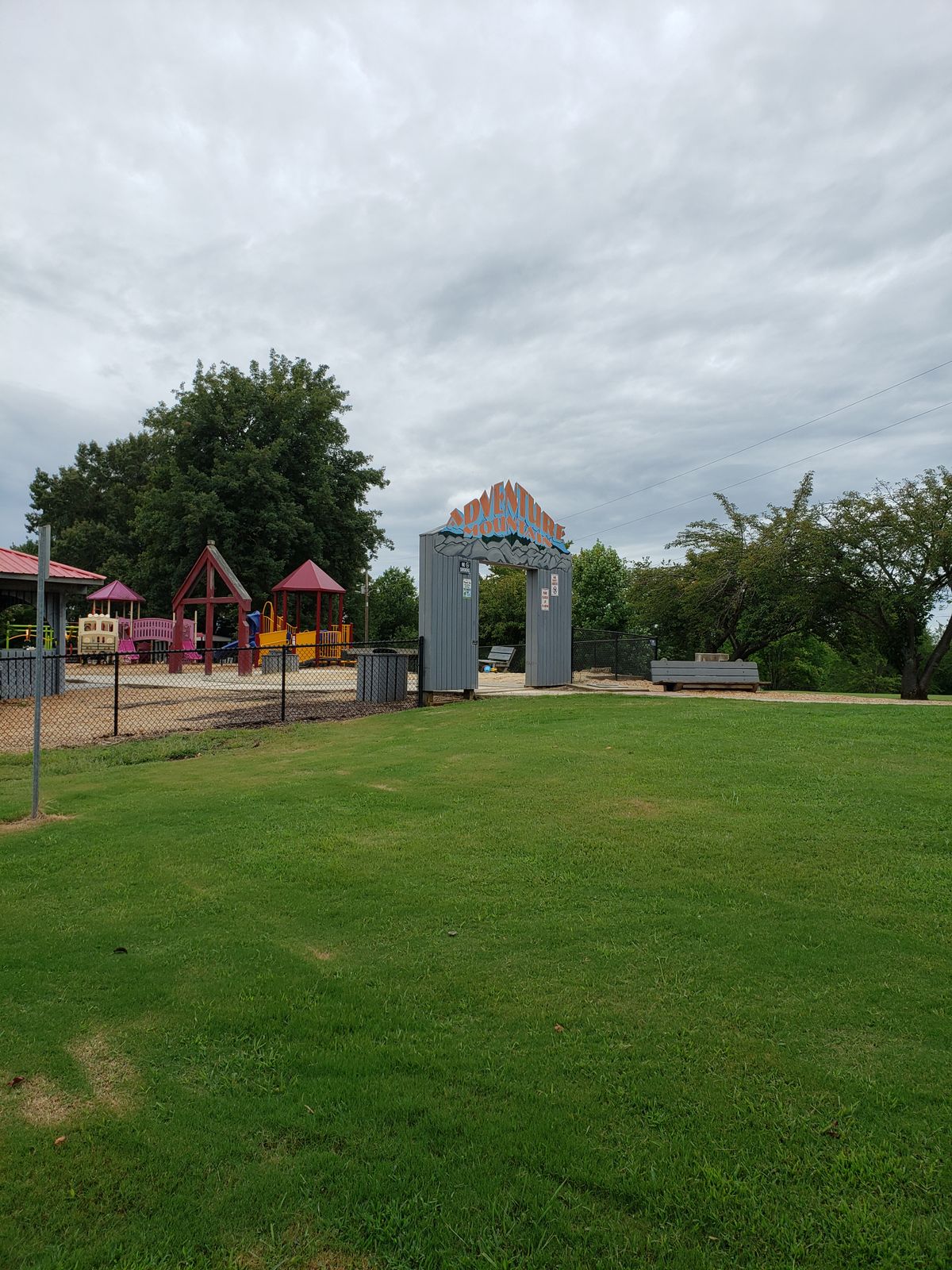Playground between #15 and #16