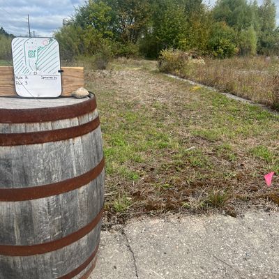 Hole 2 tee