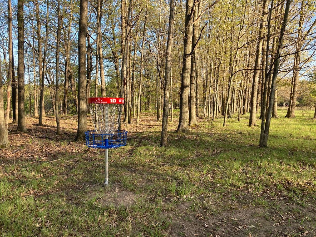10 long basket near the Pine River