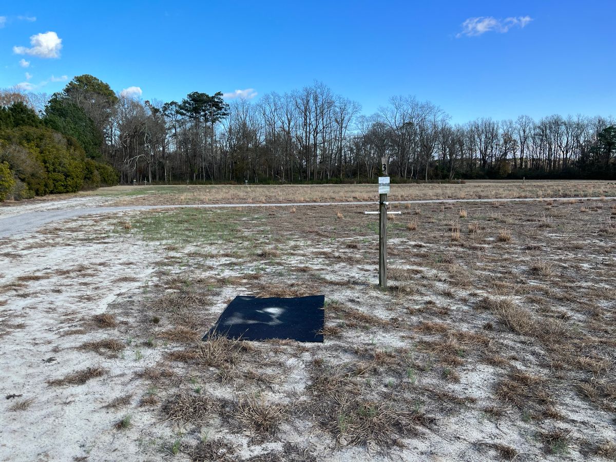 Hole 3 tee