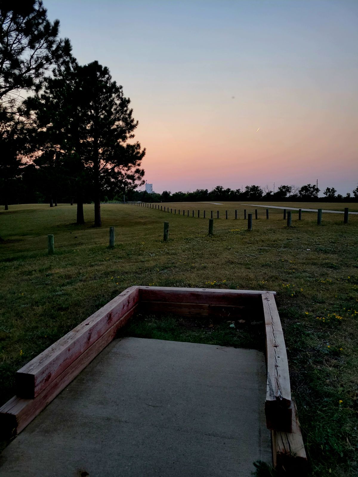 Hole 1 tee pad