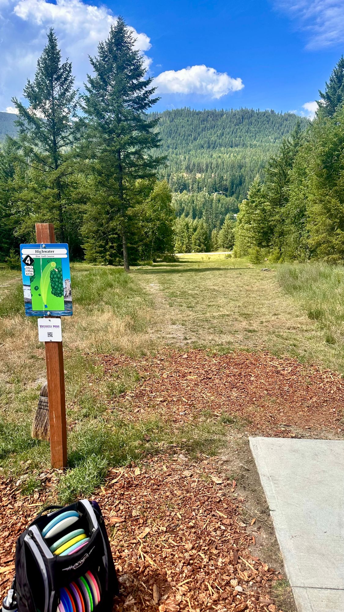Hole 4 Tee & Fairway after a fresh haircut