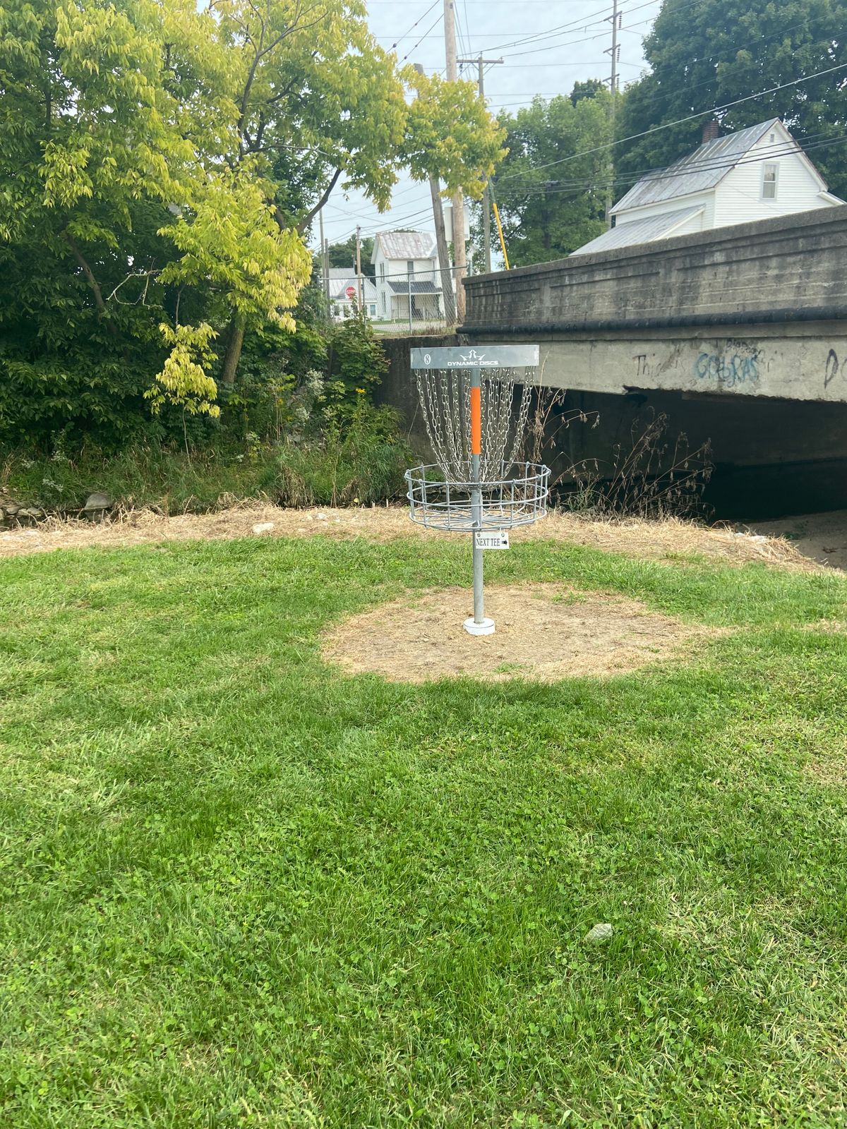 Basket on 8