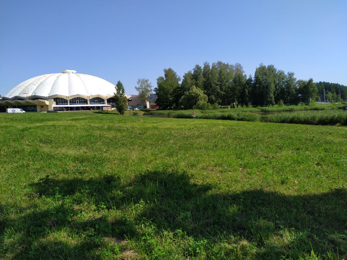 2 basket and ice arena