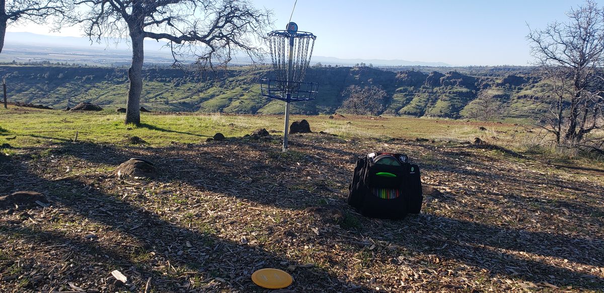 Hole 4b pin with a view