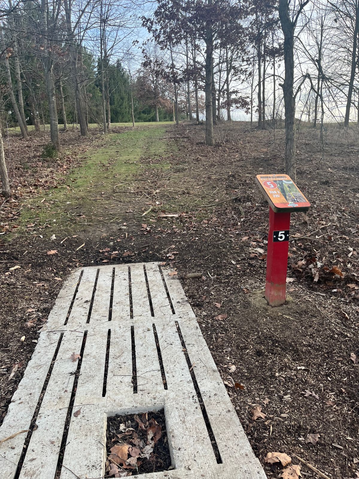 Tee pad on 05.