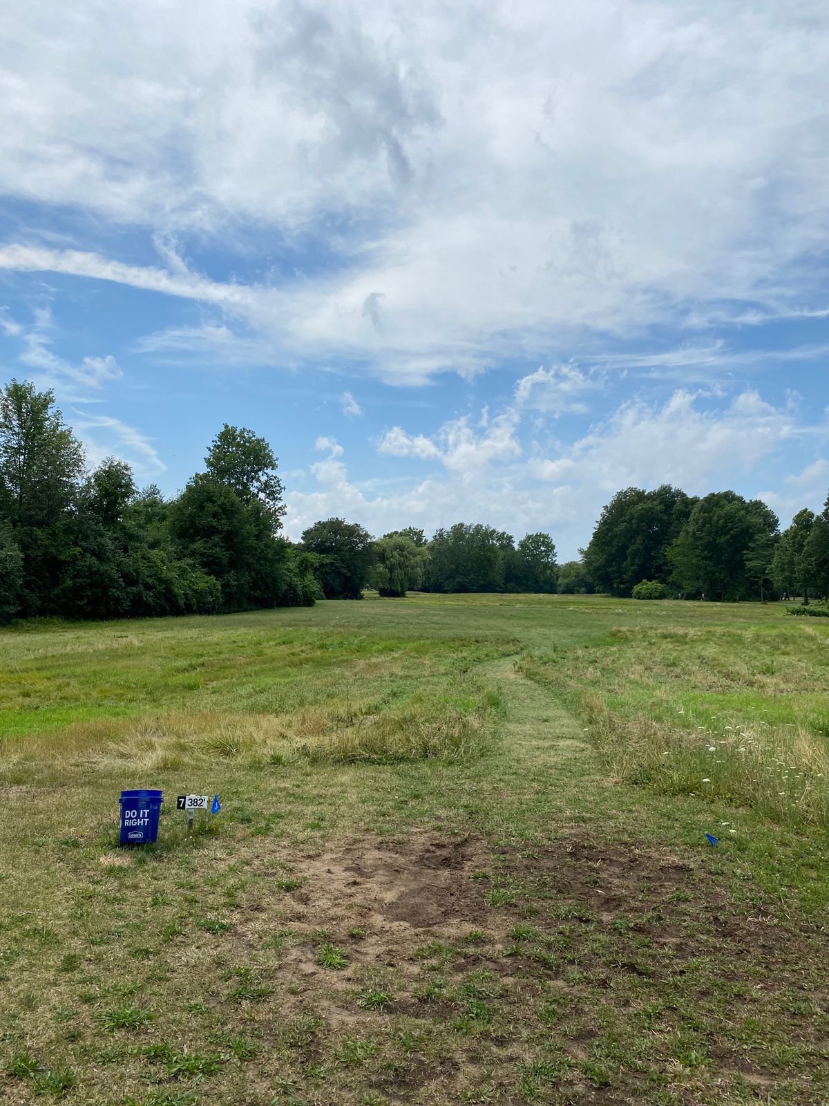 Hole #7 Pro tee