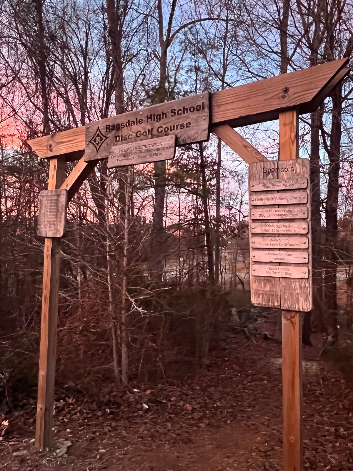 Nice gate behind the buses.