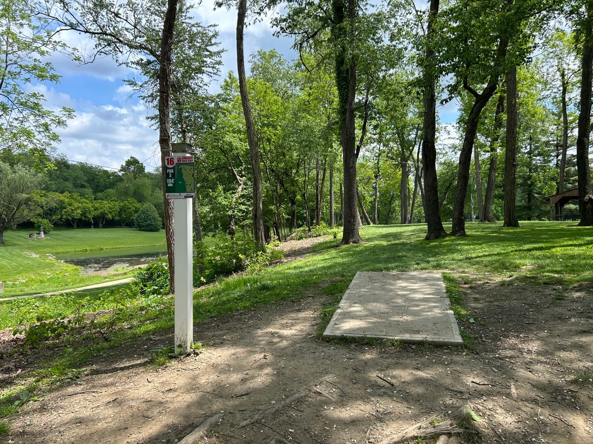 Hole 16 tee