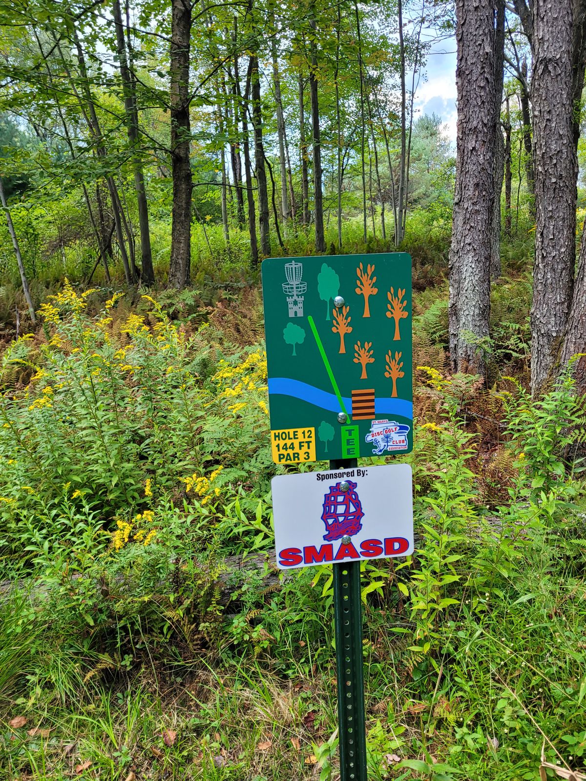 Tee sign of 12