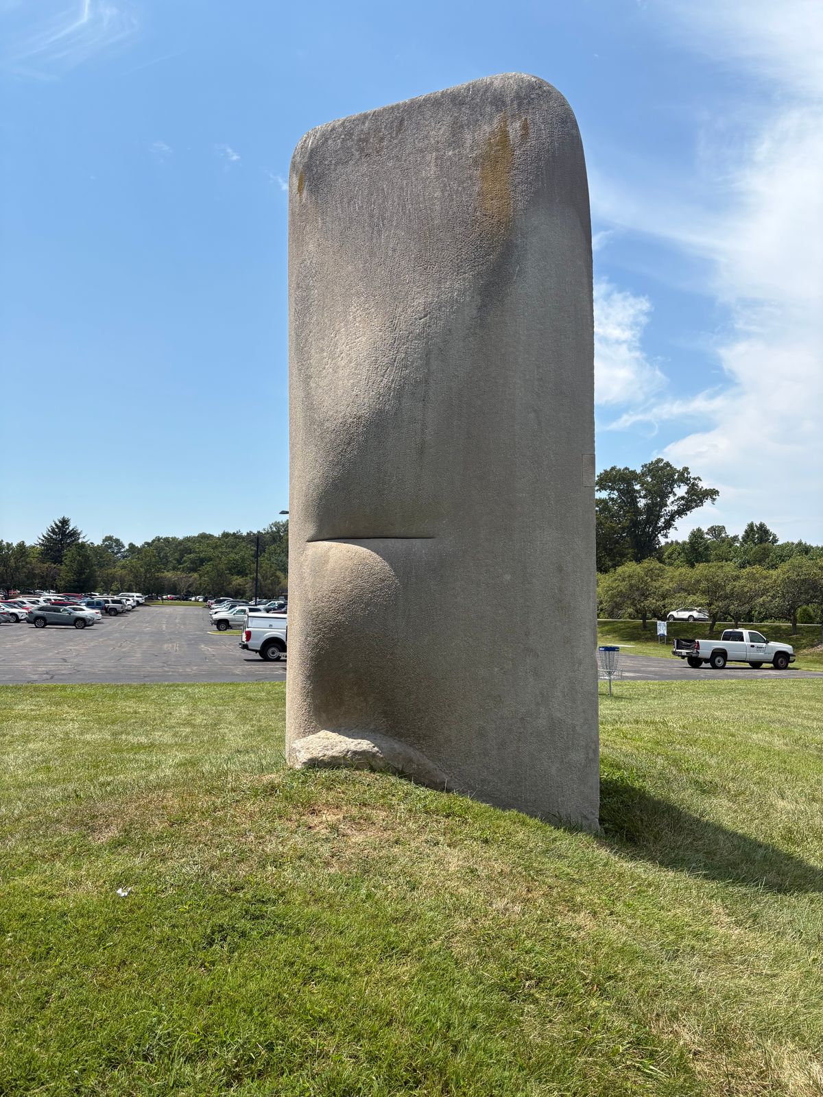 Sculpture on 18.