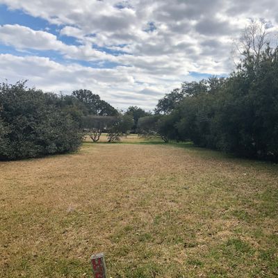 Hole 5 tee