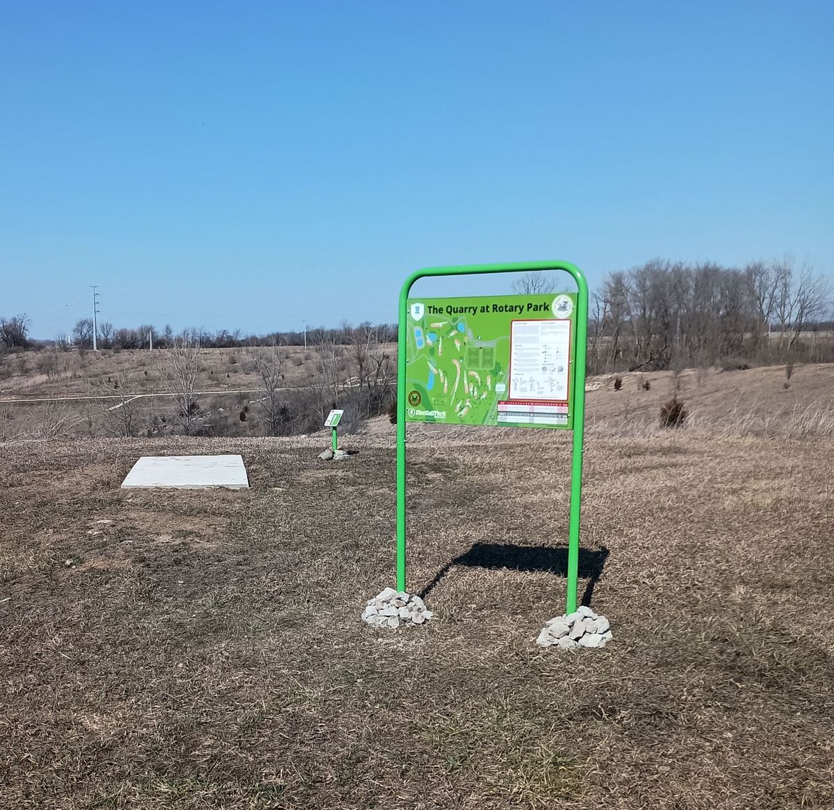 1 of 2 course map/infoboards (this one is next to 10's white tee (long)