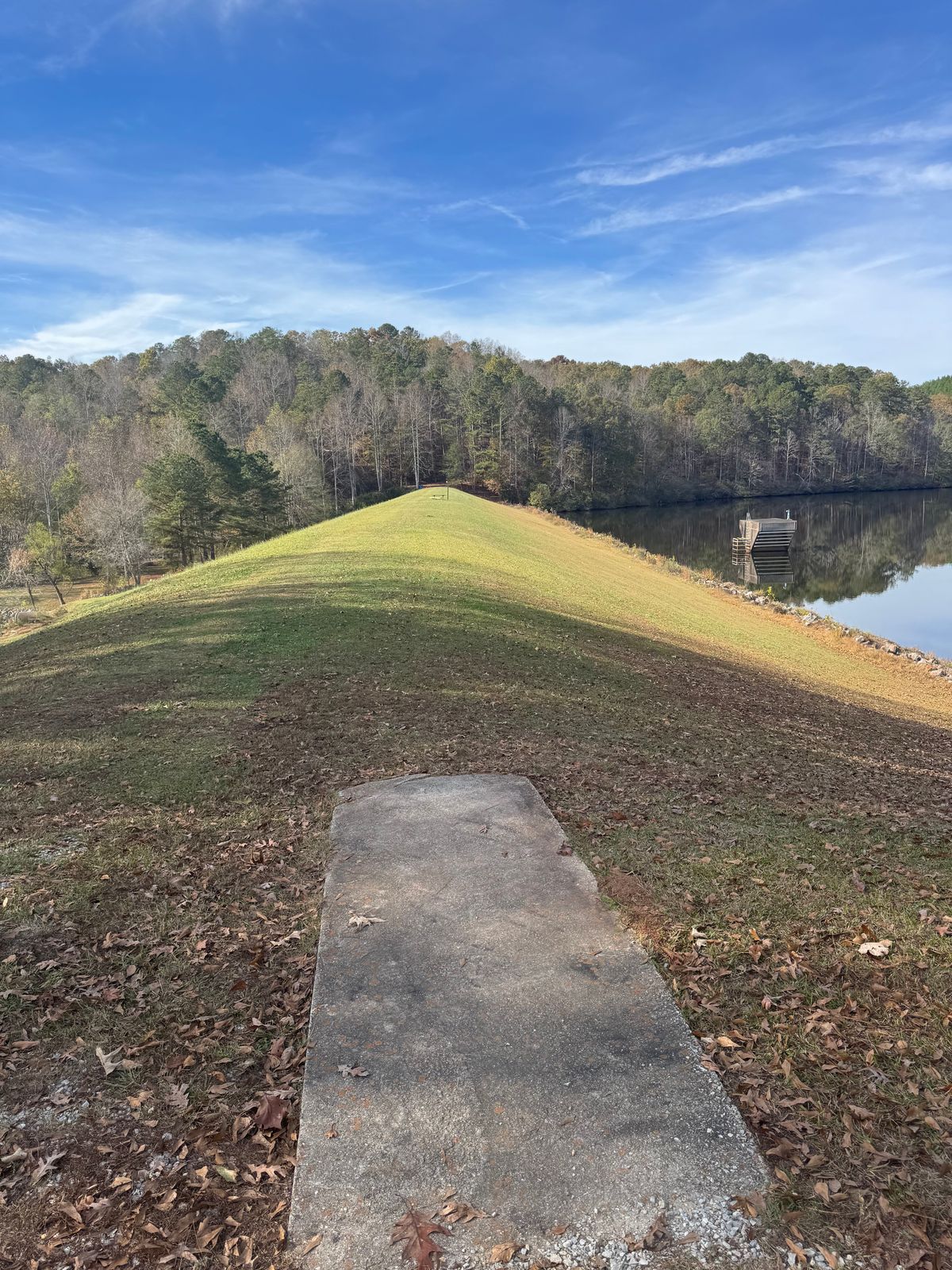 Hole 1 Long Teepad