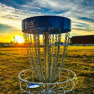 Hole 9 w a majestic view of the Tillamook Air Museum - Hangar 8