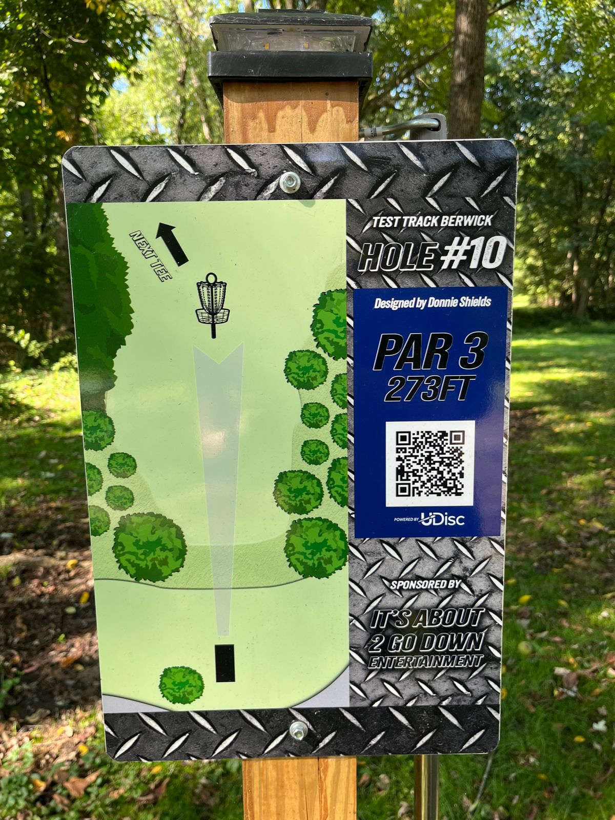Hole 10 tee sign