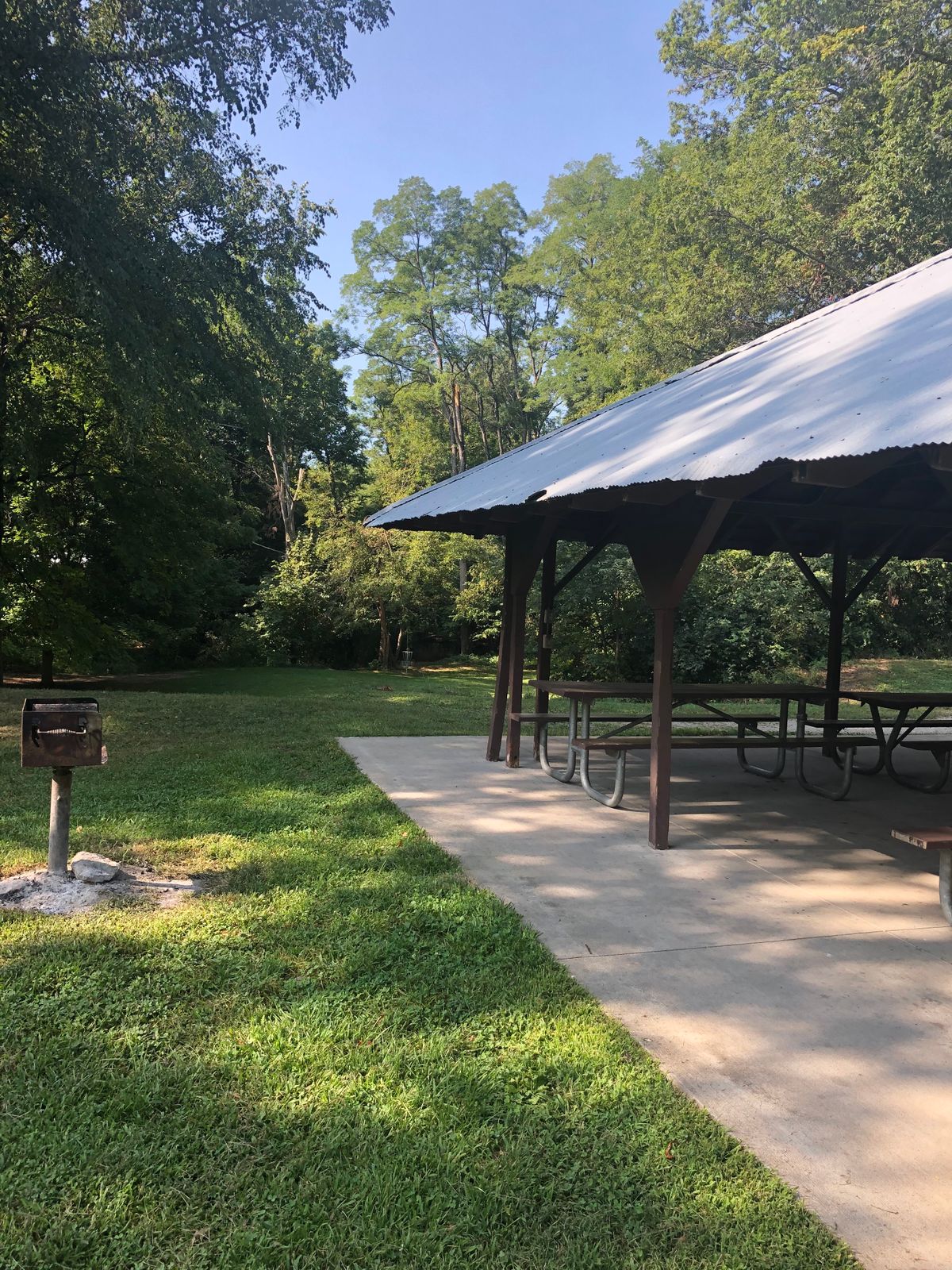 Shelters, playgrounds, and restroom facilities in the park. Dog and kid friendly for picnics