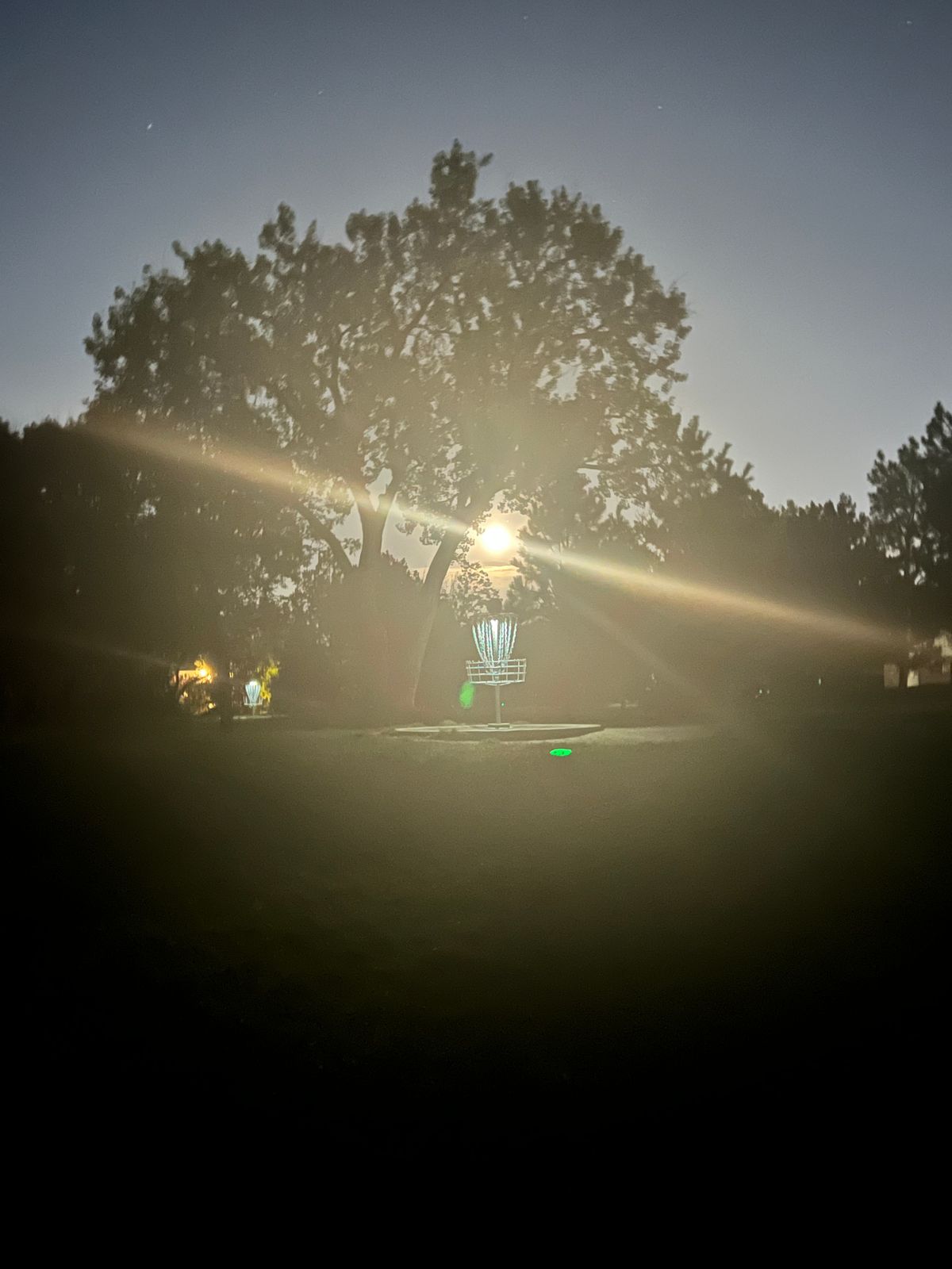 Hole 17 glow round