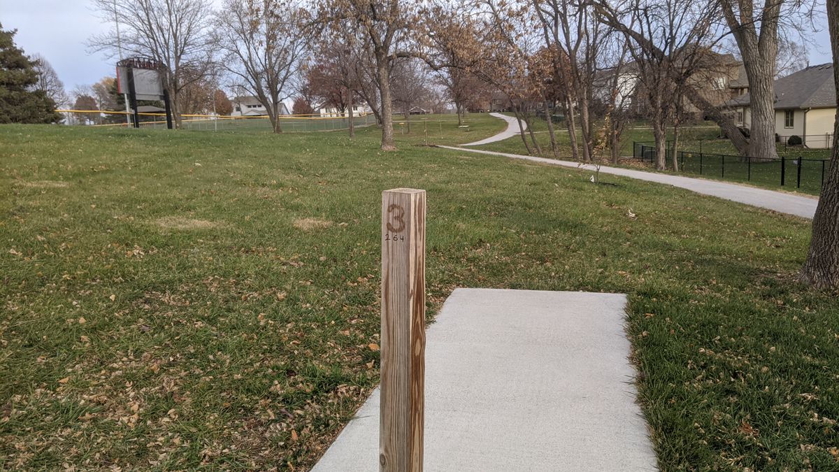 Tee #3. (Basket in line with post)