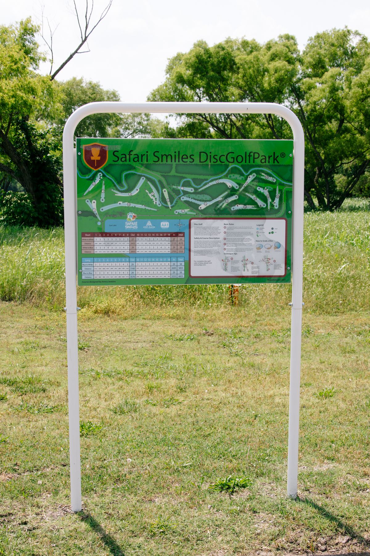 Safari Smiles DGC
