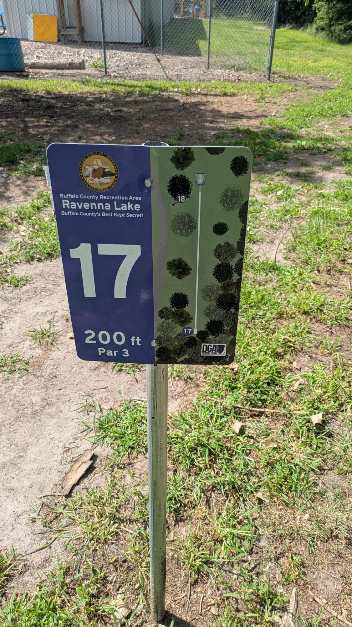 Tee #17 sign