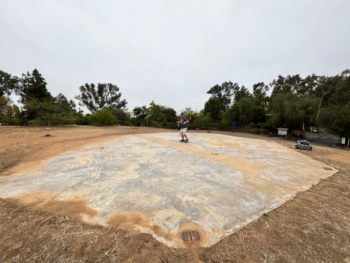 This tee pad may be a bit excessive in size