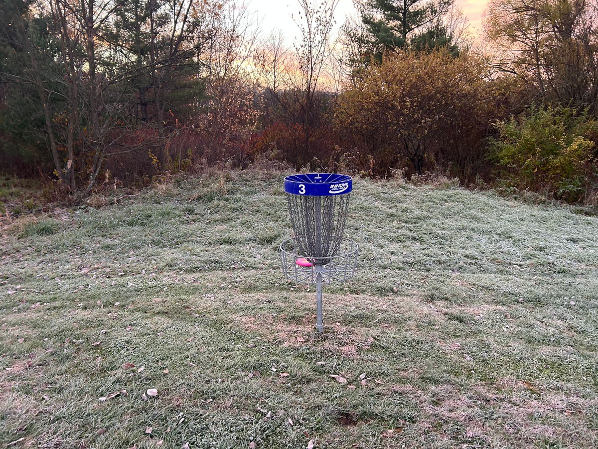 Hole 3 basket with frost