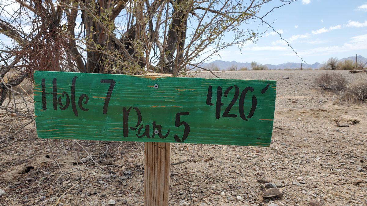 Hole 7 tee sign