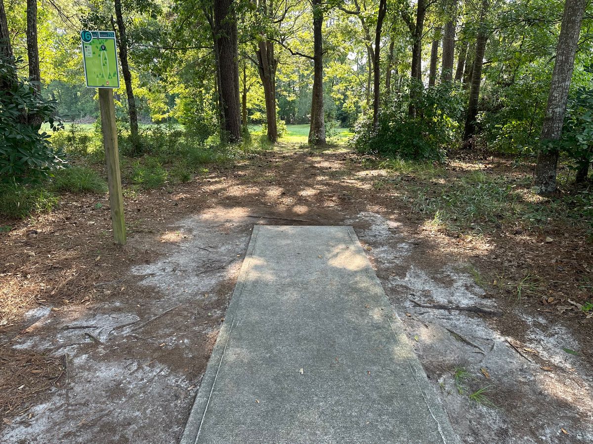Hole 16 Tee