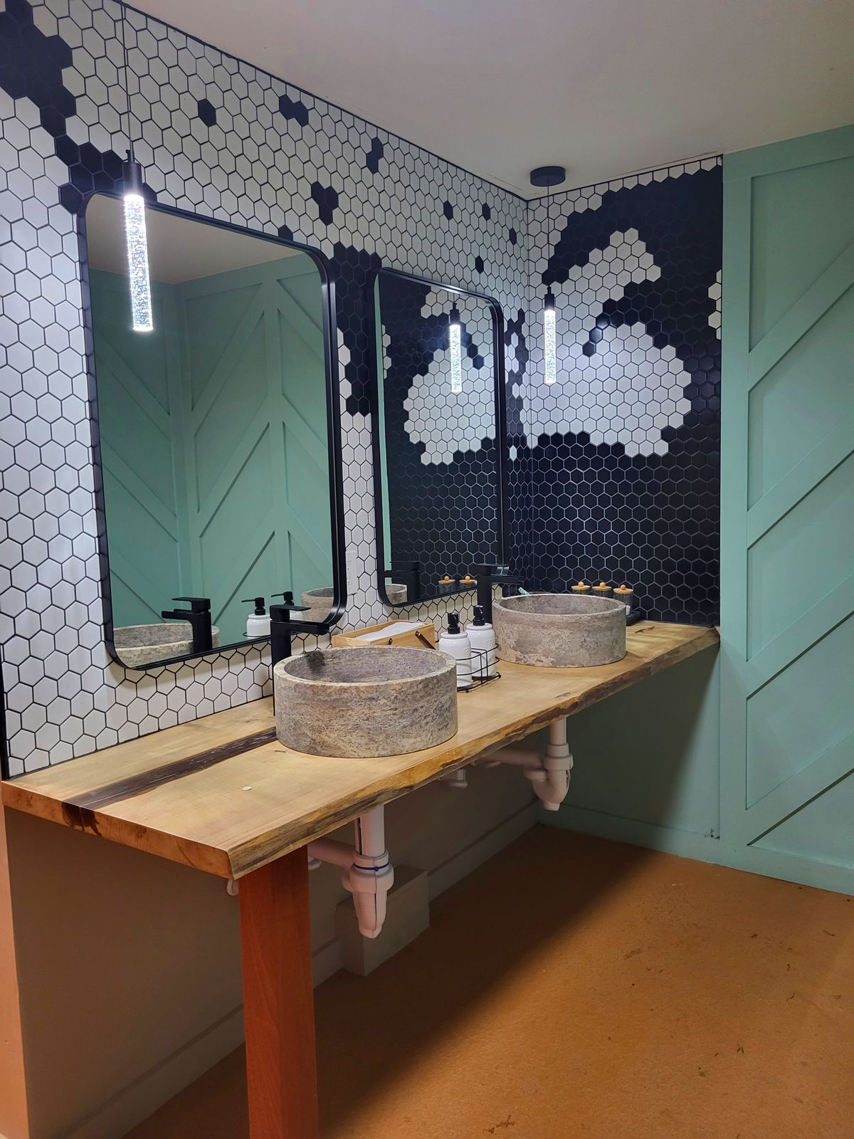 Reeeeeally nice bathrooms