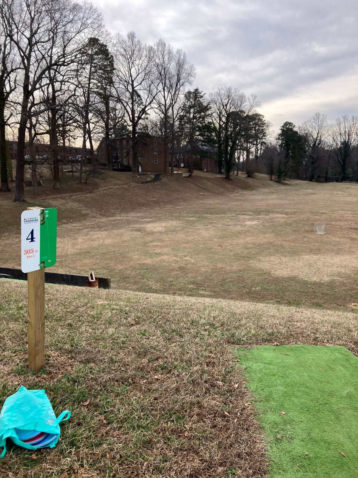 Hole 4: you’ll wanna empty your bag on this downhill throw