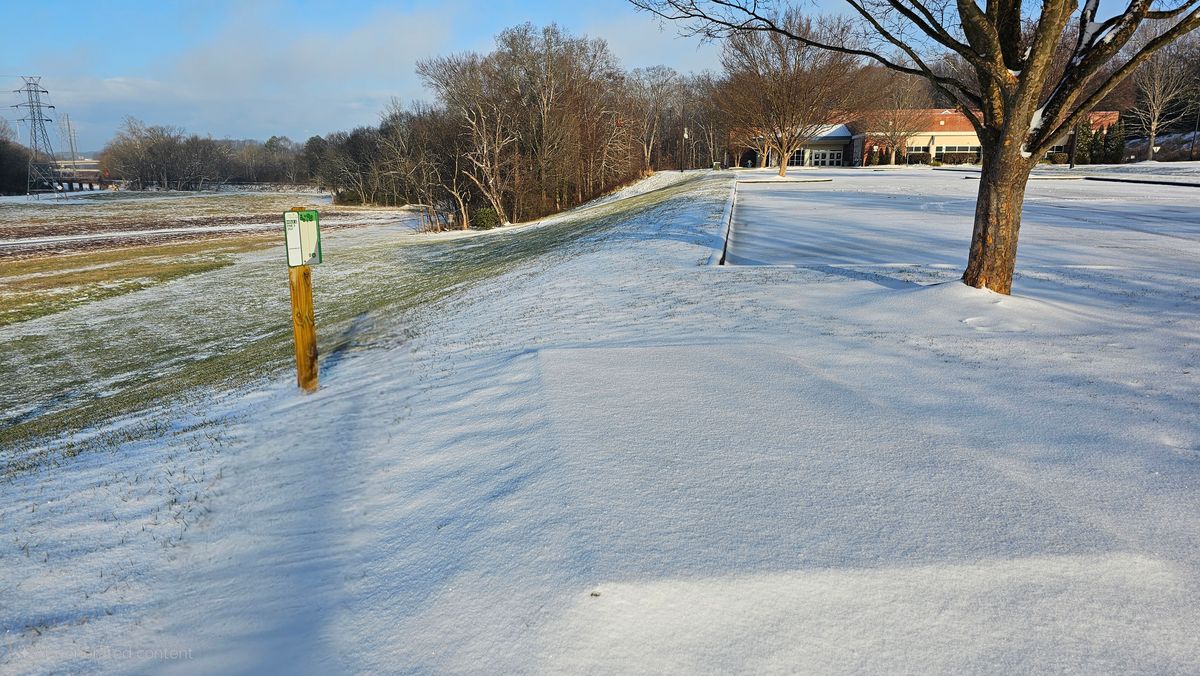 HOLE 1 SNOW!